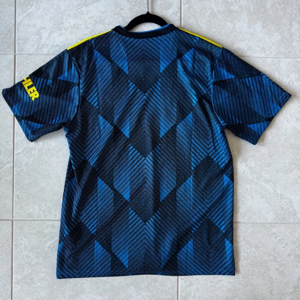 Adidas Manchester United 2021-22 Third Jersey